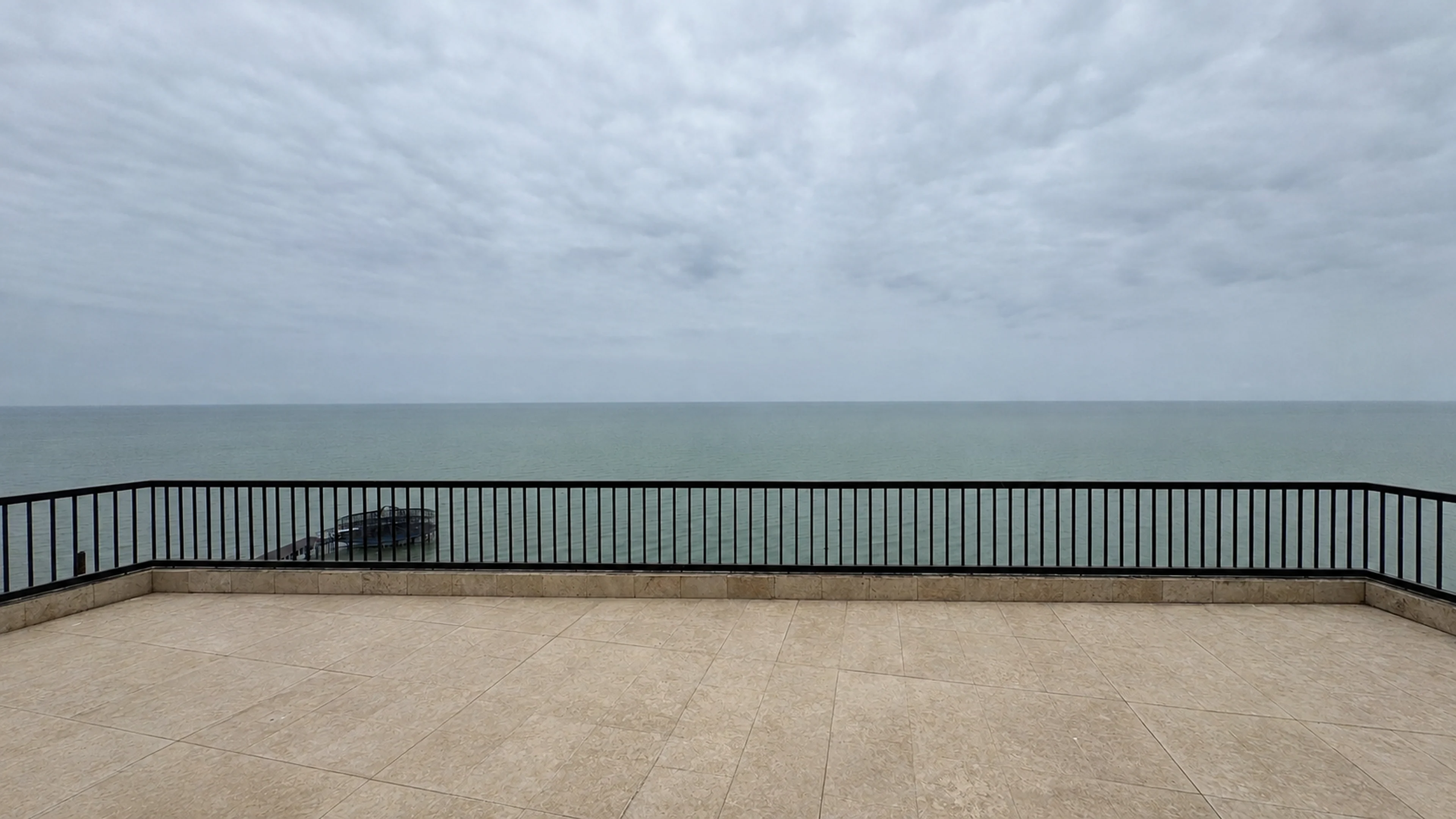 Penthouse 10 — before furnishing