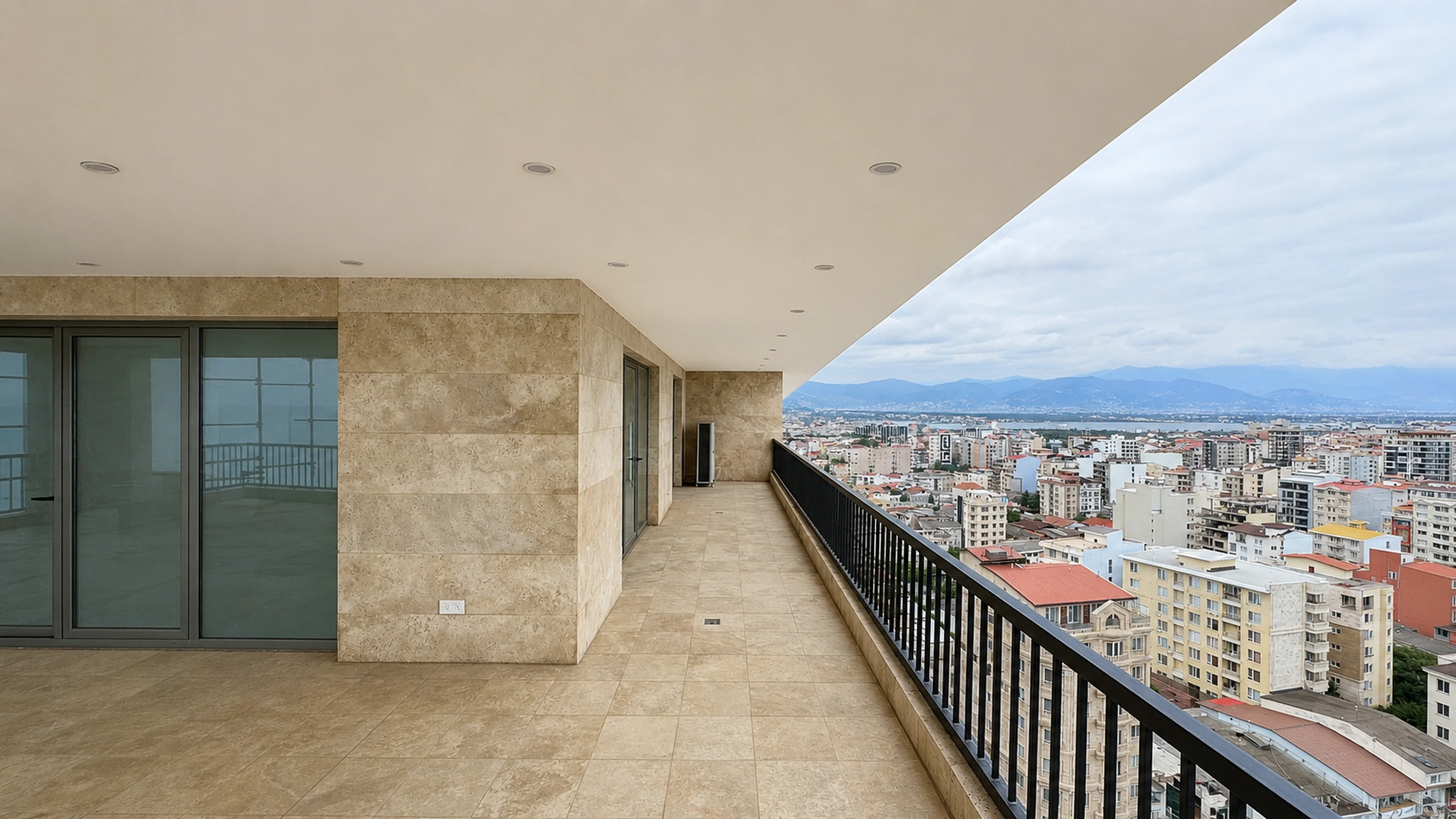 Penthouse 5 — before furnishing